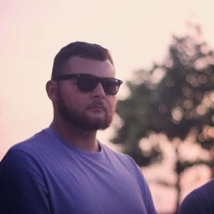 Meet your Posher, Christian